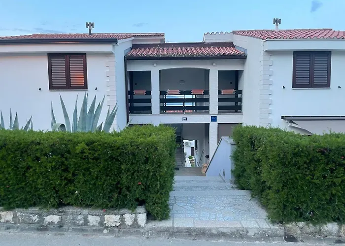 Rosso 400 M From Beach, Comfortable & Free Parking Apartament *