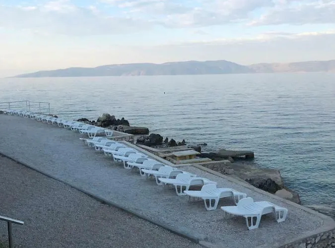 Apartament Rosso 400 M From Beach, Comfortable & Free Parking *