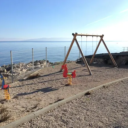 Rosso Apartment 400 M From Beach, Comfortable Stay & Free Parking * 拉维尼