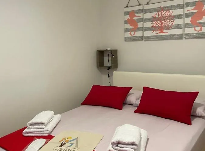 Rosso 400 M From Beach, Comfortable & Free Parking Apartman